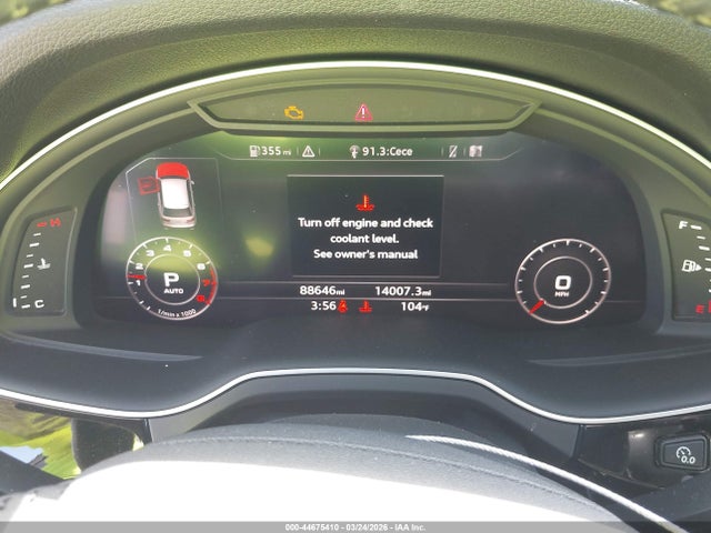 WA1LAAF77JD044957 Audi Q7 3.0t Premium