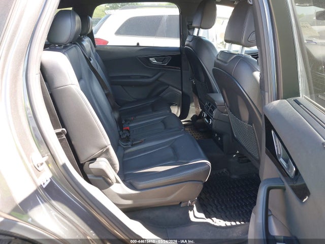 WA1LAAF77JD044957 Audi Q7 3.0t Premium