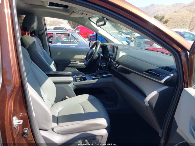 Toyota SIENNA XLE 2021 5TDYRKEC5MS043128 Image 5