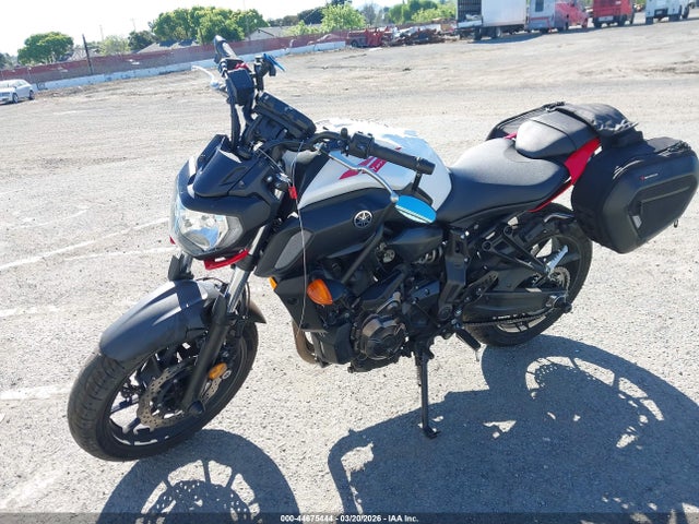 JYARM27Y5JA000330 Yamaha Mt07 C