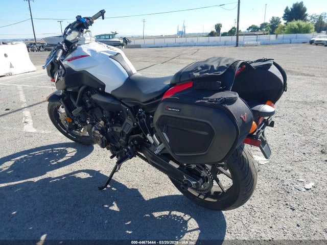 JYARM27Y5JA000330 Yamaha Mt07 C