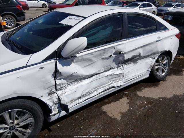 2013 Hyundai Sonata Gls მანქანა იყიდება აუქციონზე, vin: 5NPEB4ACXDH748618, აუქციონის ნომერი: 44675449
