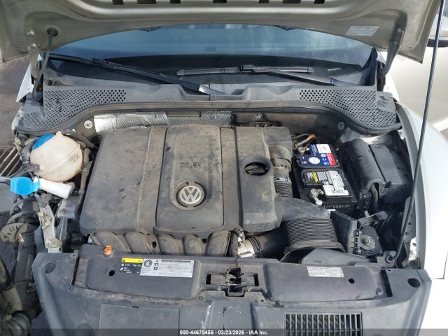 2013 Volkswagen Beetle 2.5l მანქანა იყიდება აუქციონზე, vin: 3VW5P7AT2DM814119, აუქციონის ნომერი: 44675456