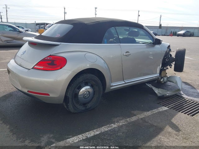 2013 Volkswagen Beetle 2.5l მანქანა იყიდება აუქციონზე, vin: 3VW5P7AT2DM814119, აუქციონის ნომერი: 44675456