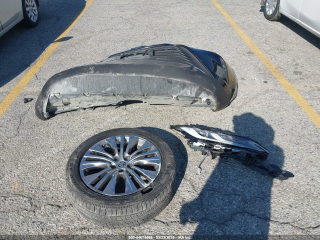 Toyota Venza Xle 2022 JTEAAAAH7NJ089882 Image 12
