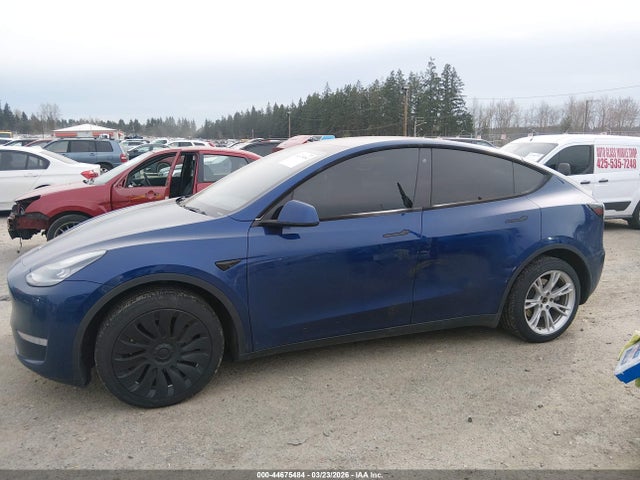 2020 TESLA MODEL Y 5YJYGDEE1LF032942 Photo 5