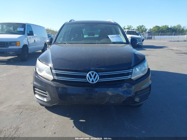 44675490 :رقم المزاد ، WVGSV7AX9HW512486 vin ، 2017 Volkswagen Tiguan 2.0t Wolfsburg Edition مزاد بيع