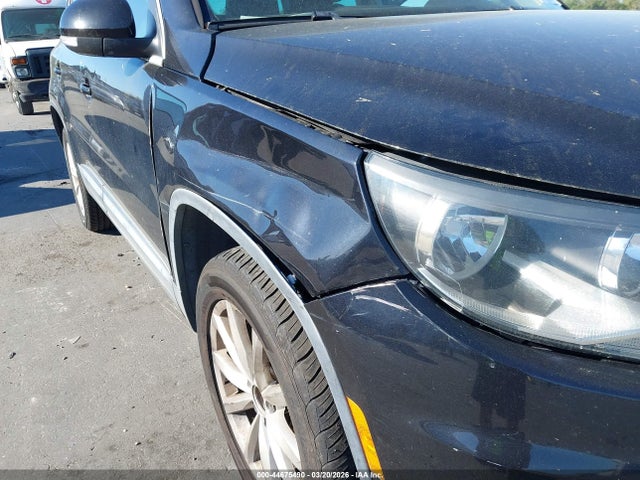 44675490 :رقم المزاد ، WVGSV7AX9HW512486 vin ، 2017 Volkswagen Tiguan 2.0t Wolfsburg Edition مزاد بيع