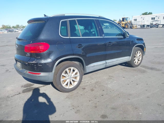 44675490 :رقم المزاد ، WVGSV7AX9HW512486 vin ، 2017 Volkswagen Tiguan 2.0t Wolfsburg Edition مزاد بيع