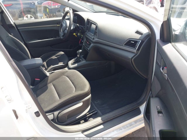 Hyundai ELANTRA SE 2018 5NPD74LF8JH382755 Image 5