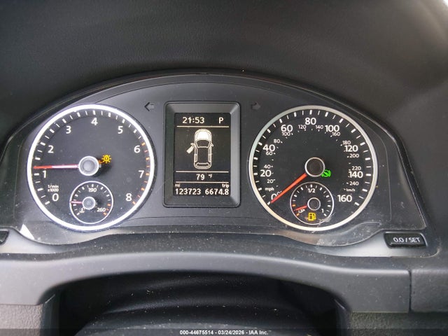 WVGAV3AXXEW599640 Volkswagen TIGUAN SE