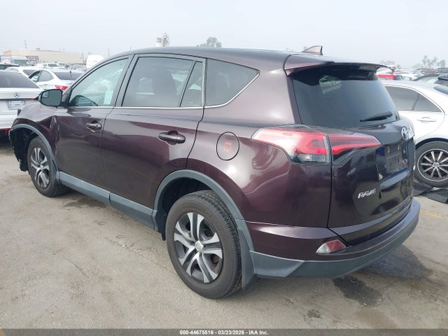 Toyota RAV4 LE 2018 2T3ZFREV3JW516185 Image 3