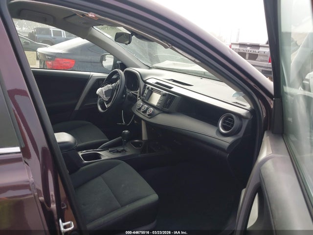 Toyota RAV4 LE 2018 2T3ZFREV3JW516185 Image 5