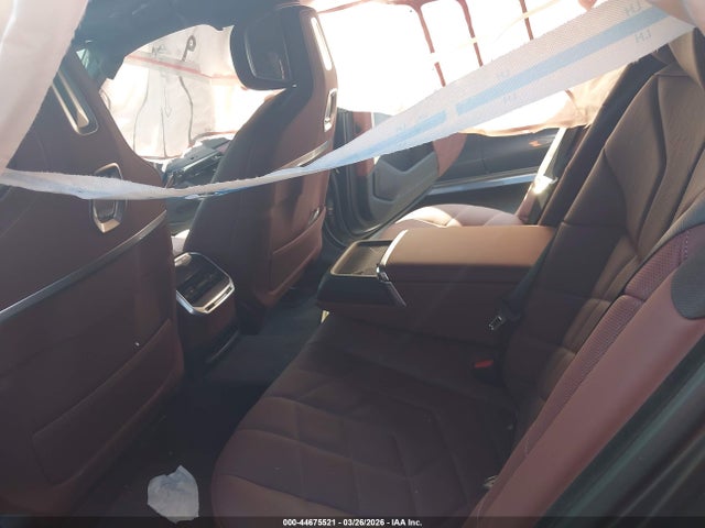 WBA23EH0XSCU91256 BMW 740I