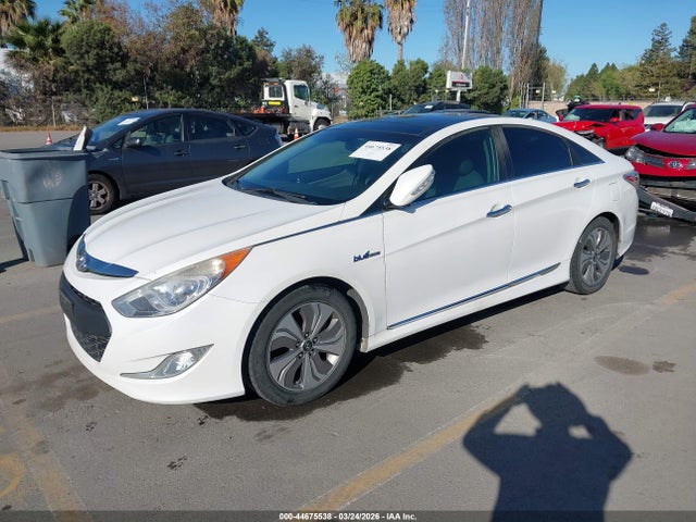 Hyundai Sonata Hybrid Limited 2015 KMHEC4A41FA123259 Image 2