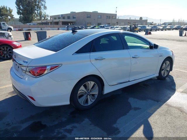 Hyundai Sonata Hybrid Limited 2015 KMHEC4A41FA123259 Image 4
