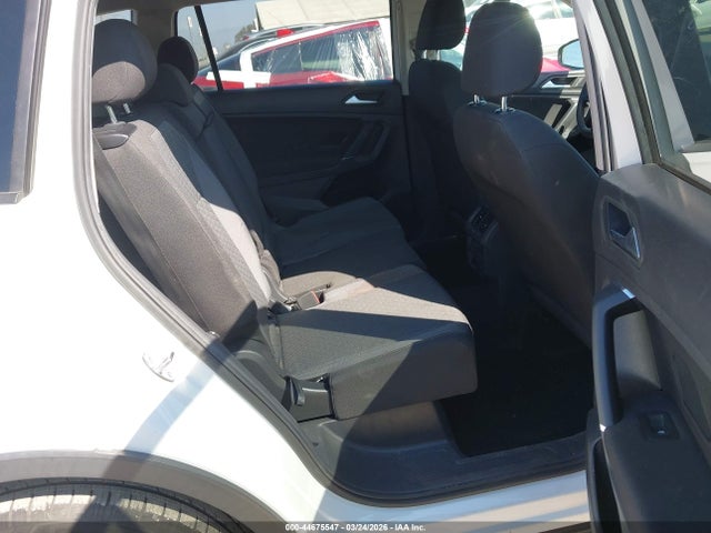 3VV1B7AX6LM110041 Volkswagen Tiguan 2.0t S