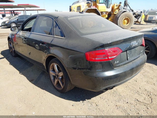 2010 AUDI A4 WAUAFAFL9AN032893 Photo 2