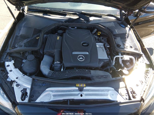WDDWJ4JBXHF443950 Mercedes-Benz C 300