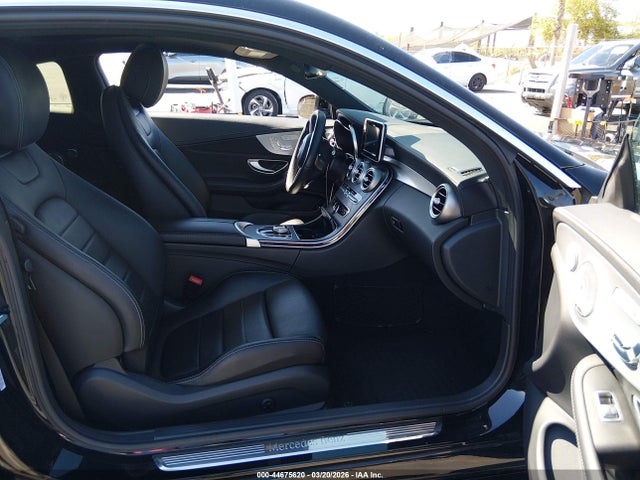WDDWJ4JBXHF443950 Mercedes-Benz C 300