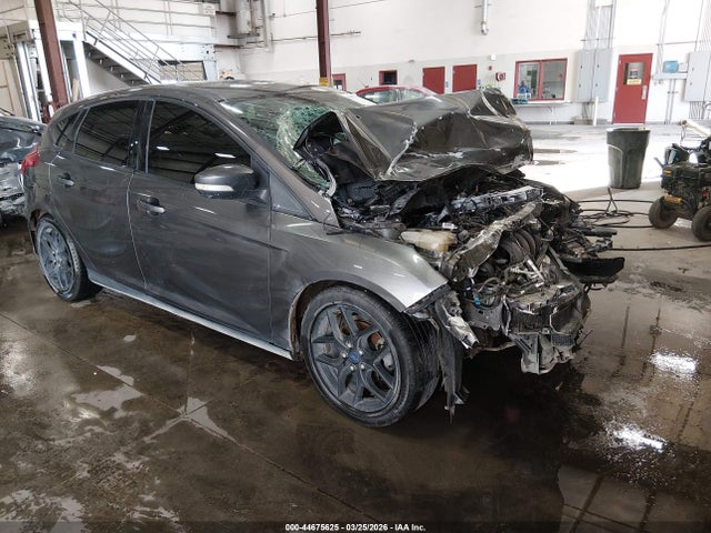 Ford FOCUS SE 2016 1FADP3K28GL209241 Image 1