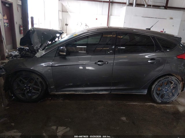 Ford FOCUS SE 2016 1FADP3K28GL209241 Image 15