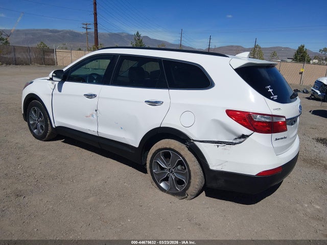 KM8SMDHF8GU156654 Hyundai Santa Fe Se