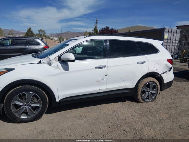 KM8SMDHF8GU156654 Hyundai Santa Fe Se