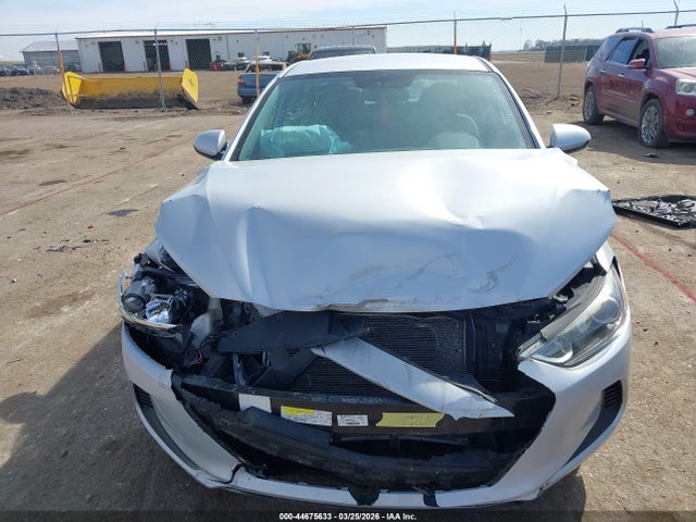 44675633 :رقم المزاد ، KMHD84LF9HU074065 vin ، 2017 Hyundai Elantra Se مزاد بيع