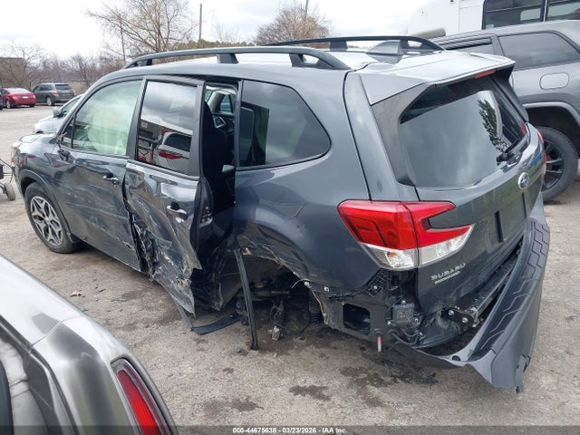 2022 SUBARU FORESTER JF2SKAEC4NH509272 Photo 2