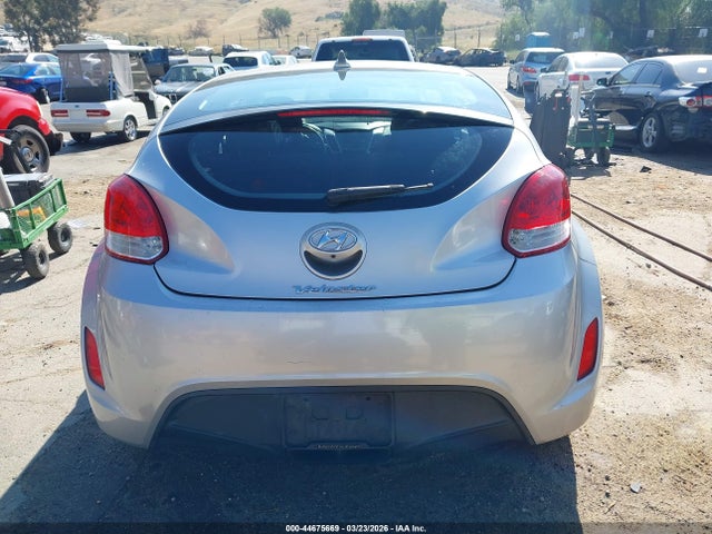 Hyundai Veloster 2016 KMHTC6AD3GU269598 Image 17