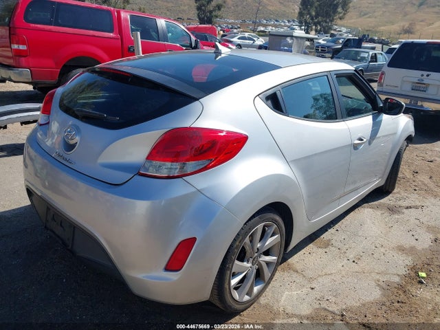 Hyundai Veloster 2016 KMHTC6AD3GU269598 Image 4