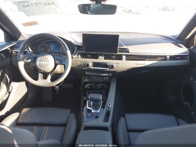2023 Audi A4 Premium 45 Tfsi S Line Quattro S Tronic მანქანა იყიდება აუქციონზე, vin: WAUDAAF49PN021762, აუქციონის ნომერი: 44675740