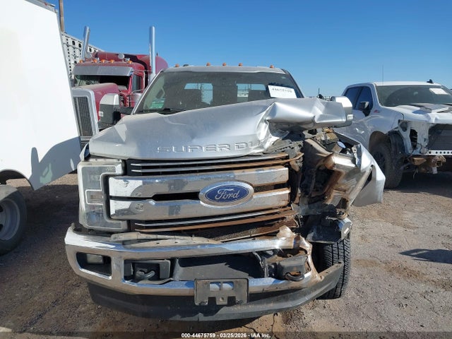 Продаж на аукціоні авто 2018 Ford F-350 Lariat, vin: 1FT8W3DT9JEB20469, номер лоту: 44675759