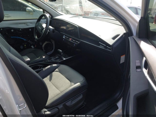 KNDCR3LE3R5133959 KIA NIRO EX