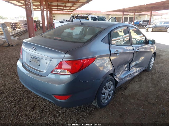 Hyundai ACCENT SE 2017 KMHCT4AE4HU220702 Image 4