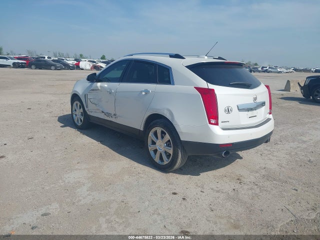 2016 CADILLAC SRX 3GYFNCE3XGS513494 Photo 2