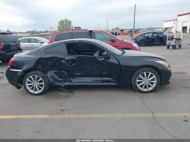 44675830 :رقم المزاد ، JN1CV6EL7EM132079 vin ، 2014 Infiniti Q60 مزاد بيع