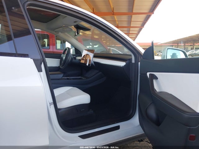 44675838 :رقم المزاد ، 5YJYGDEF1MF209399 vin ، 2021 Tesla Model Y Performance Dual Motor All-wheel Drive مزاد بيع