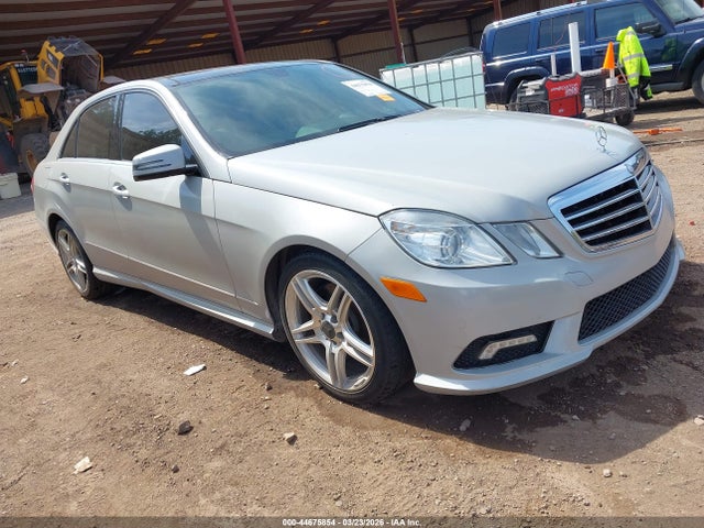 2011 MERCEDES-BENZ E 350 WDDHF8HB9BA355161