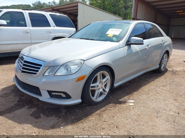2011 MERCEDES-BENZ E 350 WDDHF8HB9BA355161 Photo 1