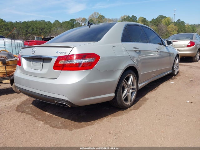 2011 MERCEDES-BENZ E 350 WDDHF8HB9BA355161 Photo 3