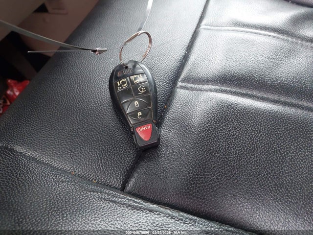 2014 Chrysler Town & Country Touring მანქანა იყიდება აუქციონზე, vin: 2C4RC1BG6ER364435, აუქციონის ნომერი: 44675856