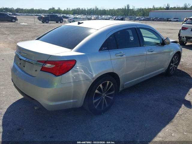 Aukcja sprzedaży 2012 Chrysler 200 S, vin: 1C3CCBHGXCN127836, numer aukcji: 44675862