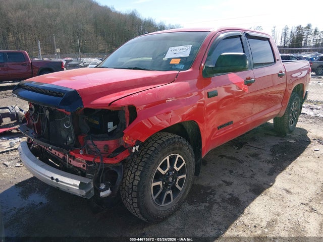 2014 TOYOTA TUNDRA 5TFDY5F14EX360264 Photo 1