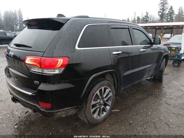 1C4RJFCG4HC837425 Jeep Grand Cherokee Overland 4x4