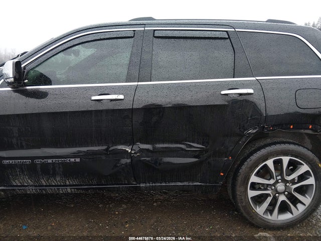 1C4RJFCG4HC837425 Jeep Grand Cherokee Overland 4x4