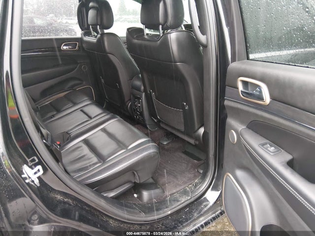 1C4RJFCG4HC837425 Jeep Grand Cherokee Overland 4x4