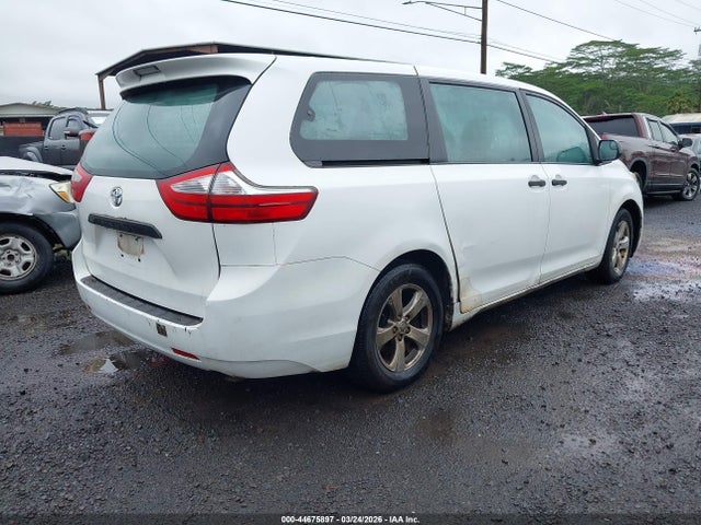5TDZZ3DC5HS894623 Toyota Sienna L 7 Passenger