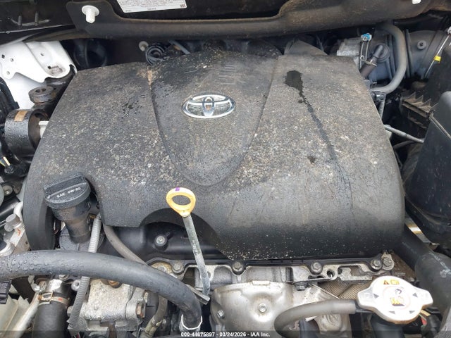 5TDZZ3DC5HS894623 Toyota Sienna L 7 Passenger